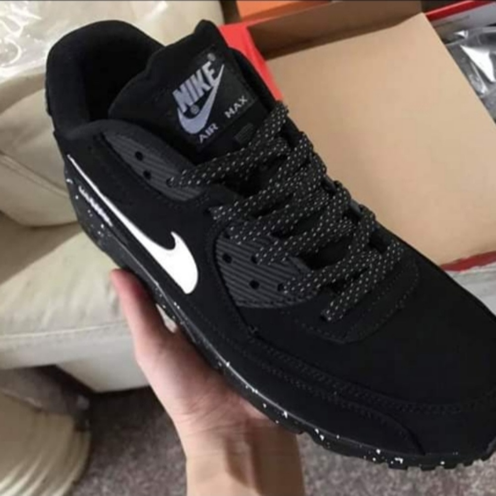 Nike Air Max - Picture 4 of 4